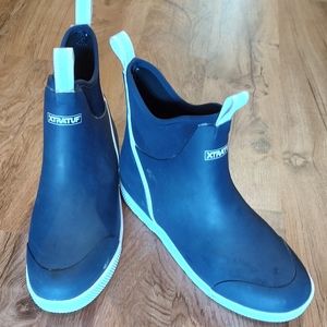 XtraTuf Wheelhouse 6in ankle deck boot